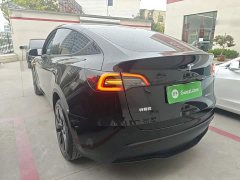 Tesla Model Y Long Range All-Wheel Drive - ფოტო 4