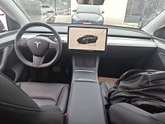Tesla Model Y Long Range All-Wheel Drive - ფოტო 9