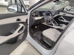 BYD Yuan UP 2025 301KM Pilot Edition - ფოტო 15