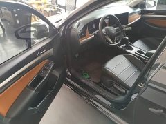 Volkswagen Bora 200TSI DSG Comfort Navigation Edition - ფოტო 16