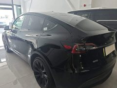 Tesla Model Y Standard Range RWD - ფოტო 4
