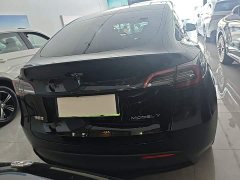 Tesla Model Y Standard Range RWD - ფოტო 5