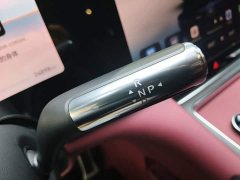 AITO Wenjie M8 Pure Electric Max Five-Seat AWD (192-Channel LiDAR) - ფოტო 13