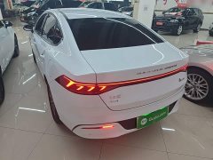 BYD Qin PLUS Glory Edition DM-i 55KM Leading - ფოტო 5
