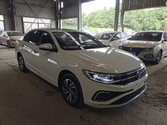 Volkswagen Bora 200TSI DSG Comfort Edition - ფოტო 3