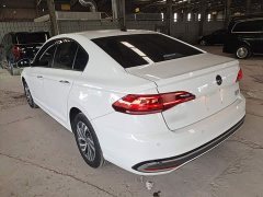 Volkswagen Bora 200TSI DSG Comfort Edition - ფოტო 4