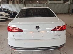 Volkswagen Bora 200TSI DSG Comfort Edition - ფოტო 5