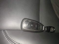 Li Auto ONE Extended Range 6-Seater - ფოტო 8