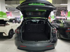 Tesla Model Y Rear-Wheel Drive - ფოტო 18