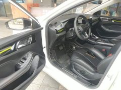 SAIC MG i5 1.5L CVT Star Shine Edition - ფოტო 15
