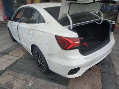 SAIC MG i5 1.5L CVT Star Shine Edition - ფოტო 4