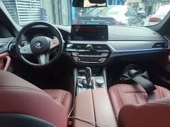 BMW 5 Series 530Li Premier M Sport Package - ფოტო 10