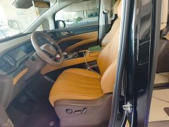 Denza D9 2022 DM-i 970 AWD Flagship - ფოტო 15