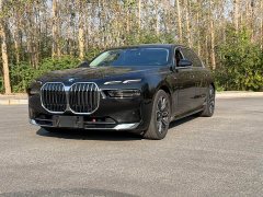 BMW 7 Series 2023 735Li M Sport Package - ფოტო 1