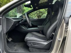 Tesla Model Y L Long Range All-Wheel Drive - ფოტო 5