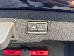 Audi A8 2021 A8L 50 TFSI quattro Comfort - ფოტო 13
