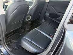 Tesla Model Y Rear-Wheel Drive - ფოტო 10