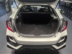 Honda Civic 2021 Hatchback 220 Turbo CVT Trendy Control - ფოტო 15