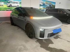 Li Auto i6 Two-wheel drive standard version - ფოტო 2