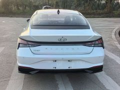 Hyundai Elantra 1.5L CVT GLX Elite - ფოტო 15