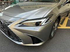 Lexus ES 200 Premium Edition - ფოტო 2