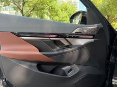 BMW 5 Series 2025 530Li Luxury Edition Premium Package - ფოტო 14