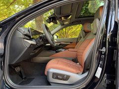 BMW 5 Series 2025 530Li Luxury Edition Premium Package - ფოტო 8