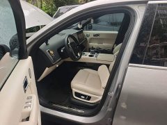 Li Auto L8 2023 Pro - ფოტო 16