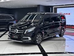 Mercedes-Benz Vito 2023 2.0T Business Edition 7-Seater - ფოტო 1