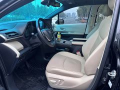 Toyota Sienna 2021 2.5L Hybrid Luxury - ფოტო 4