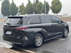 Toyota Sienna 2021 2.5L Hybrid Luxury - ფოტო 8