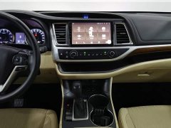 Toyota Highlander 2018 2.0T RWD Elite Edition 7-seater China VI - ფოტო 12