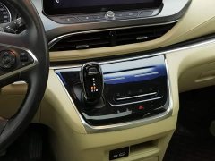 Buick GL8 Facelift Land Executive Cabin Luxury - ფოტო 13