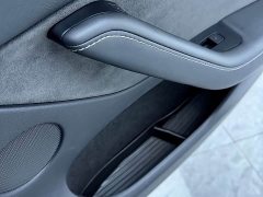 Tesla Model Y Rear-Wheel Drive - ფოტო 10
