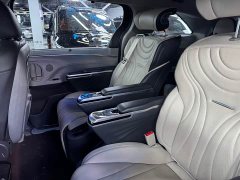 Toyota Sienna 2.5L Hybrid Luxury - ფოტო 7