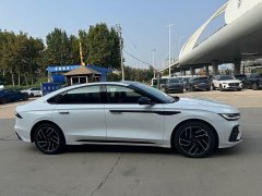 Lincoln Z 2022 i Cool Honor Edition - ფოტო 3