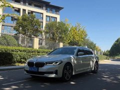BMW 5 Series 530Li Premier Luxury Package - ფოტო 1