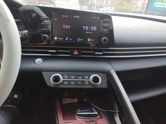 Hyundai Elantra 1.5L CVT GLX Elite - ფოტო 9