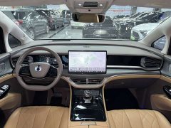 Denza D9 2022 DM-i 970 AWD Flagship - ფოტო 16