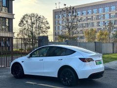 Tesla Model Y 2022 Facelift Long Range All-Wheel Drive - ფოტო 18