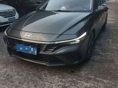 Hyundai Elantra 2023 1.5L CVT Luxury - ფოტო 1