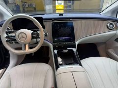 Mercedes-Benz EQE 500 4MATIC Luxury - ფოტო 8
