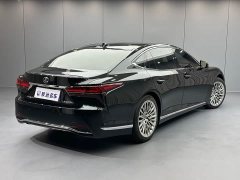 Lexus LS 500h Executive Edition - ფოტო 4