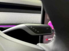 Tesla Model Y Rear-Wheel Drive - ფოტო 10