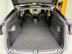 Tesla Model Y Rear-Wheel Drive - ფოტო 20
