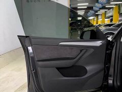 Tesla Model Y Rear-Wheel Drive - ფოტო 7