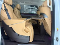 Denza D9 DM-i 980 AWD Luxury - фото 9