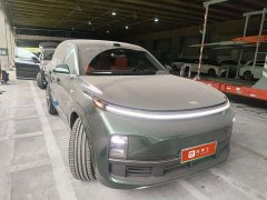 Li Auto L8 Ultra Smart Refresh Edition - ფოტო 5