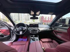 BMW 5 Series 530Li Luxury M Sport Package - ფოტო 4