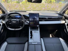 Geely Boyue L 1.5TD DCT Flagship - ფოტო 6